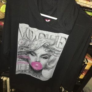 Vogue exclusive half-long sleeved hooded top